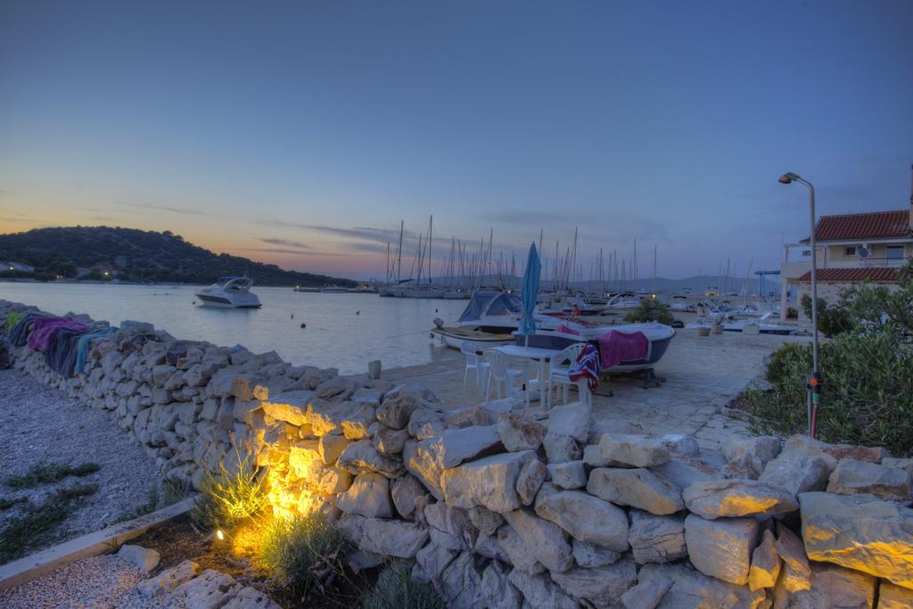 Waterfront - Sailor's Delight Holiday home Betina (Sibenik-Knin)